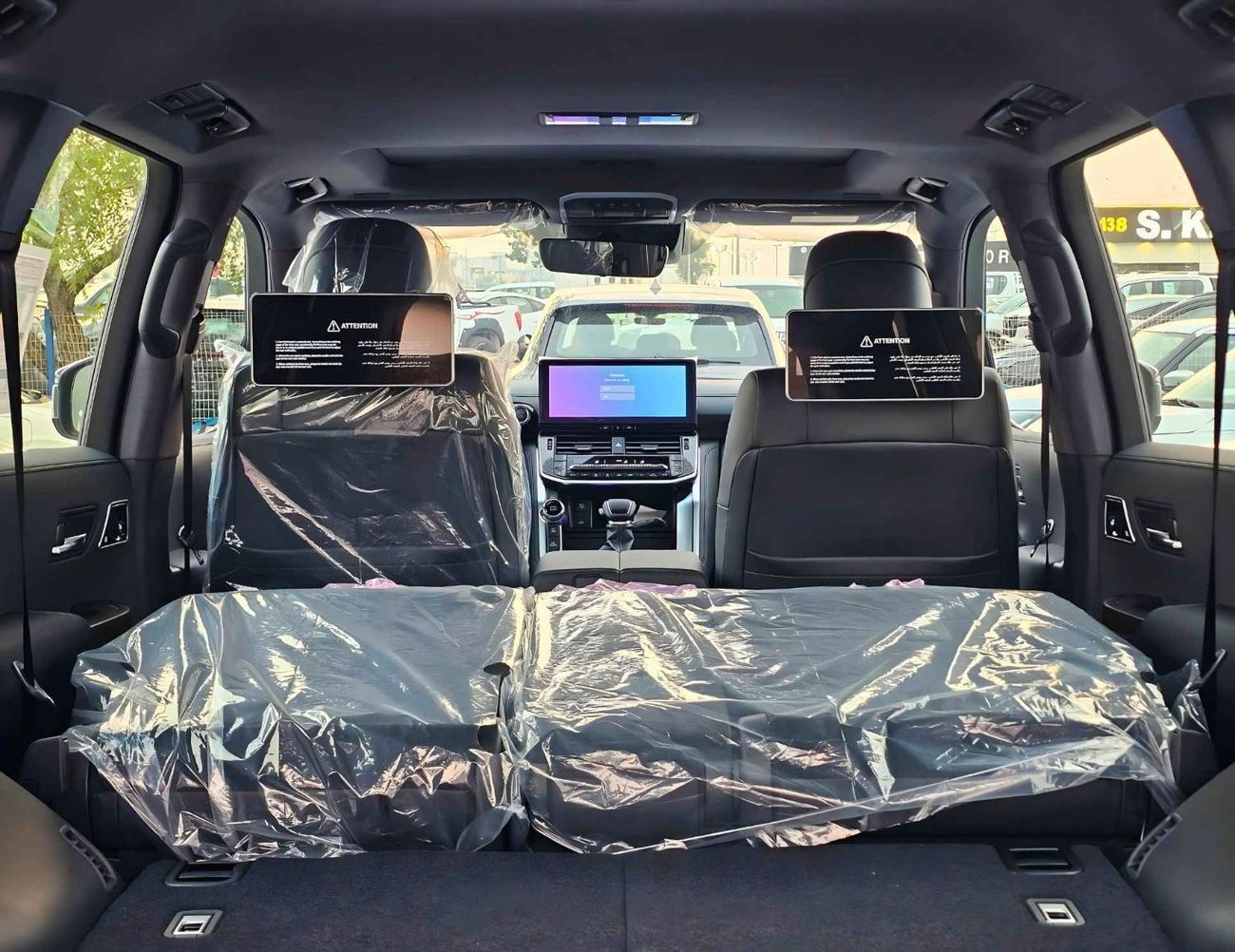 Toyota Land Cruiser VX /4.0L PETROL V6 /RADAR /BIG DVD/JBL SPEAKERS / REAR ENTERTAINMENT DVD /MID OPTION (CODE#VX4MA)