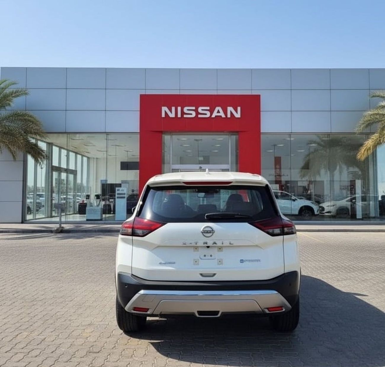 نيسان إكس تريل 1.5T Hybrid AWD Luxury Edition