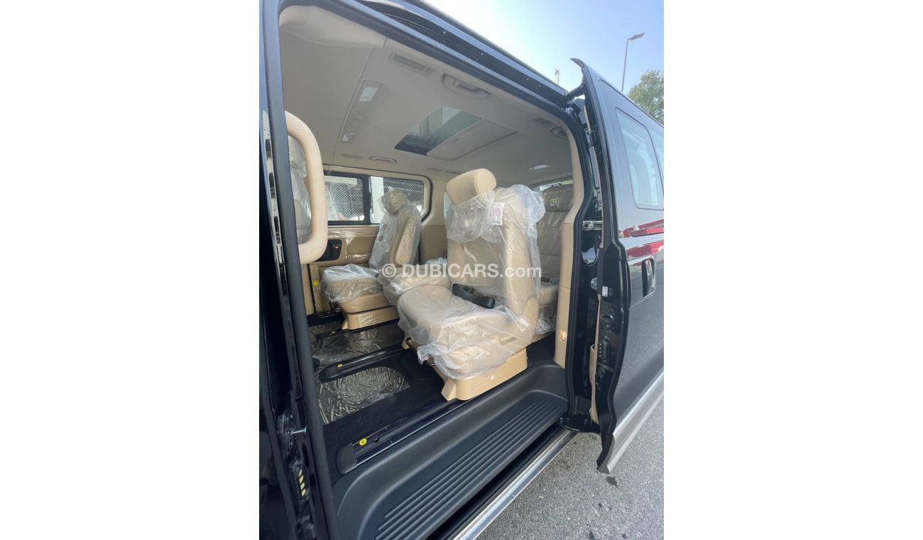 Hyundai H-1 Full option double sunroof