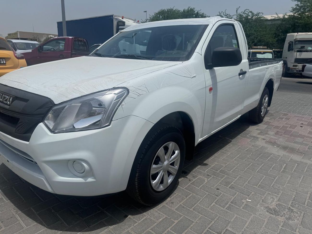 Isuzu DMax 2.5L 2WD (4x2) Single Cab (2 Doors) MY 2026 - Made in India