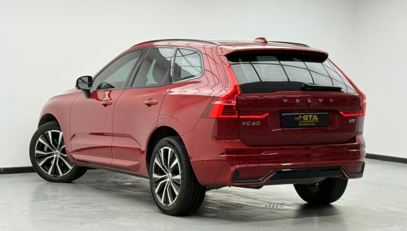 فولفو XC 60 2.0T B5 MHEV R Design (AWD) 2024 Volvo XC60 B5 AWD ,Agency Warranty ,Full Service History ,Excellent