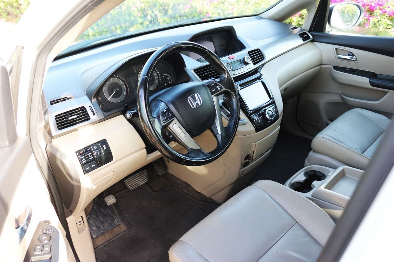 Honda Odyssey TOURING LX 3.5L (250 HP) HONDA ODYSSEY 2014 GCC FULL OPTIONS WITH ELC SLIDING DOOR