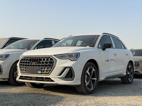 أودي Q3 35 TFSI S-LINE أنيق وديناميكي