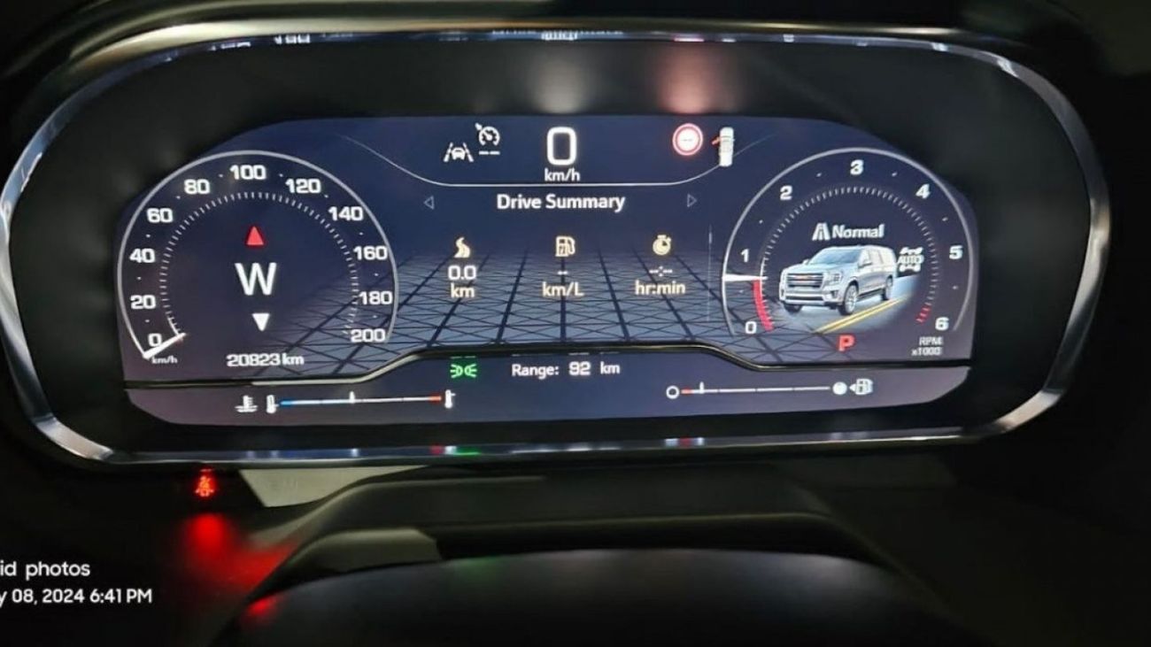 GMC Yukon AT4 SAME BRAND NEW, under warratntee , agency services, GCC