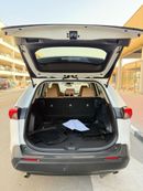 Toyota RAV4 LE 2.5L (219 HP) TOYOTA RAV4 LE HYBRID | 2.5L | PREMIUM