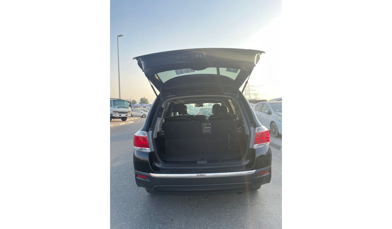 Toyota Highlander 2012 Toyota Highlander 4x4 / EXPORT ONLY/ فقط للتصدير