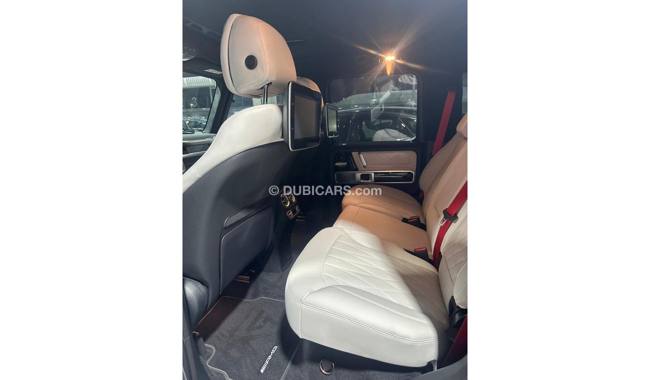 Mercedes-Benz G 63 AMG Ocean blue