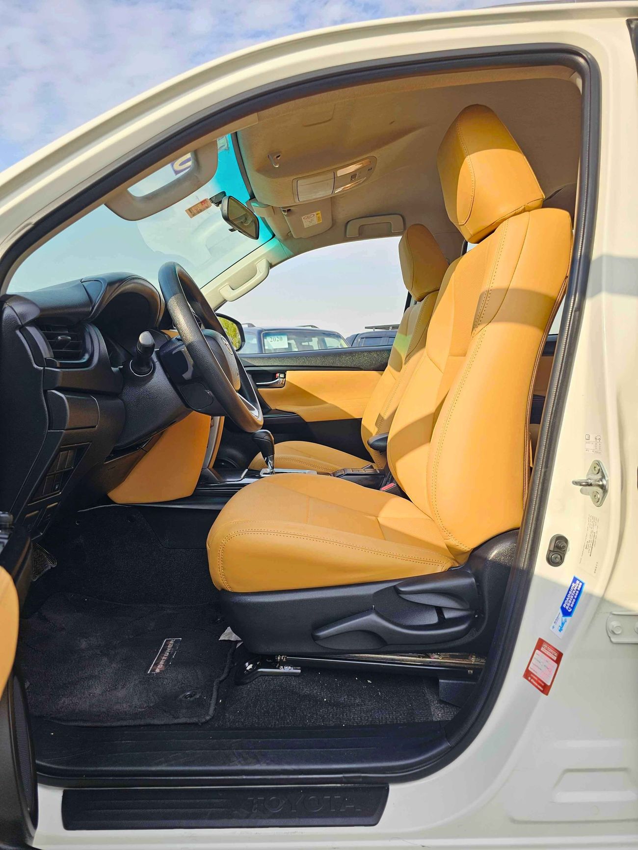 Toyota Fortuner / EXR / 2.7L / A/T / 4WD / GCC / EXPORT ONLY/ LOT#16613