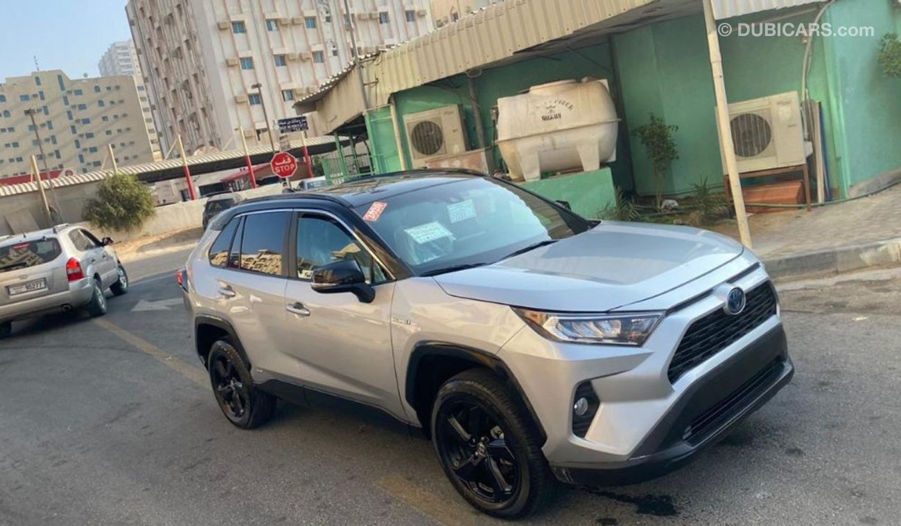 Toyota RAV4 2020 XSE Hybrid