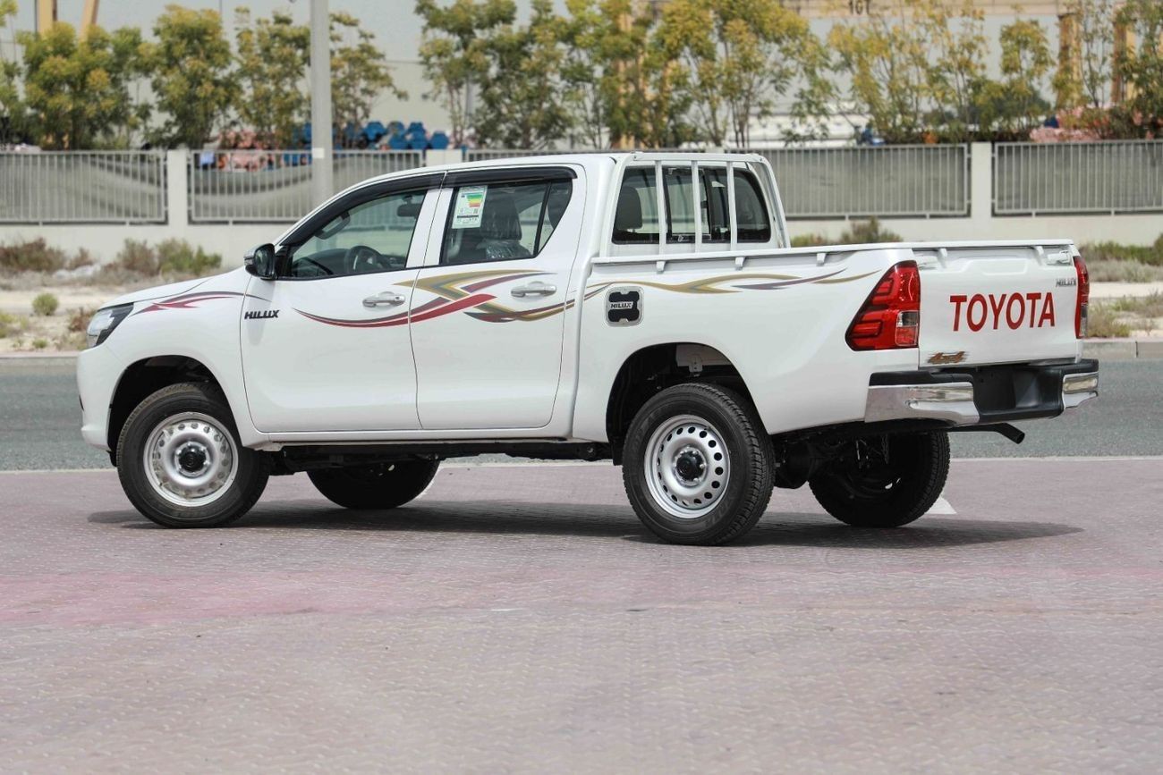تويوتا هيلوكس 2025 TOYOTA HILUX LOW 2.4 - PLATINUM WHITE PEARL inside BLACK | Export Only