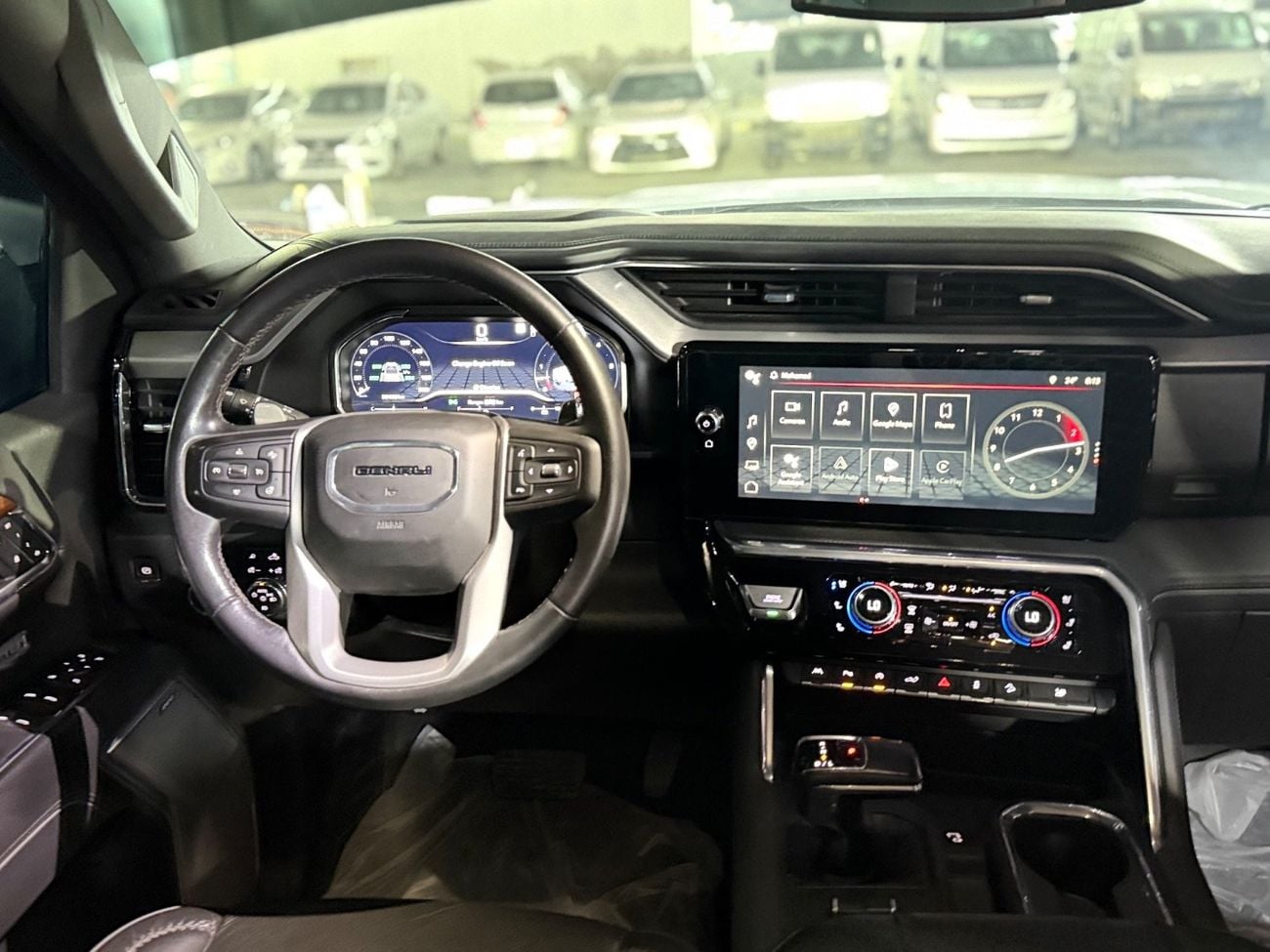 جي أم سي سييرا 5.3L V8 SLT Crew Cab (AWD)