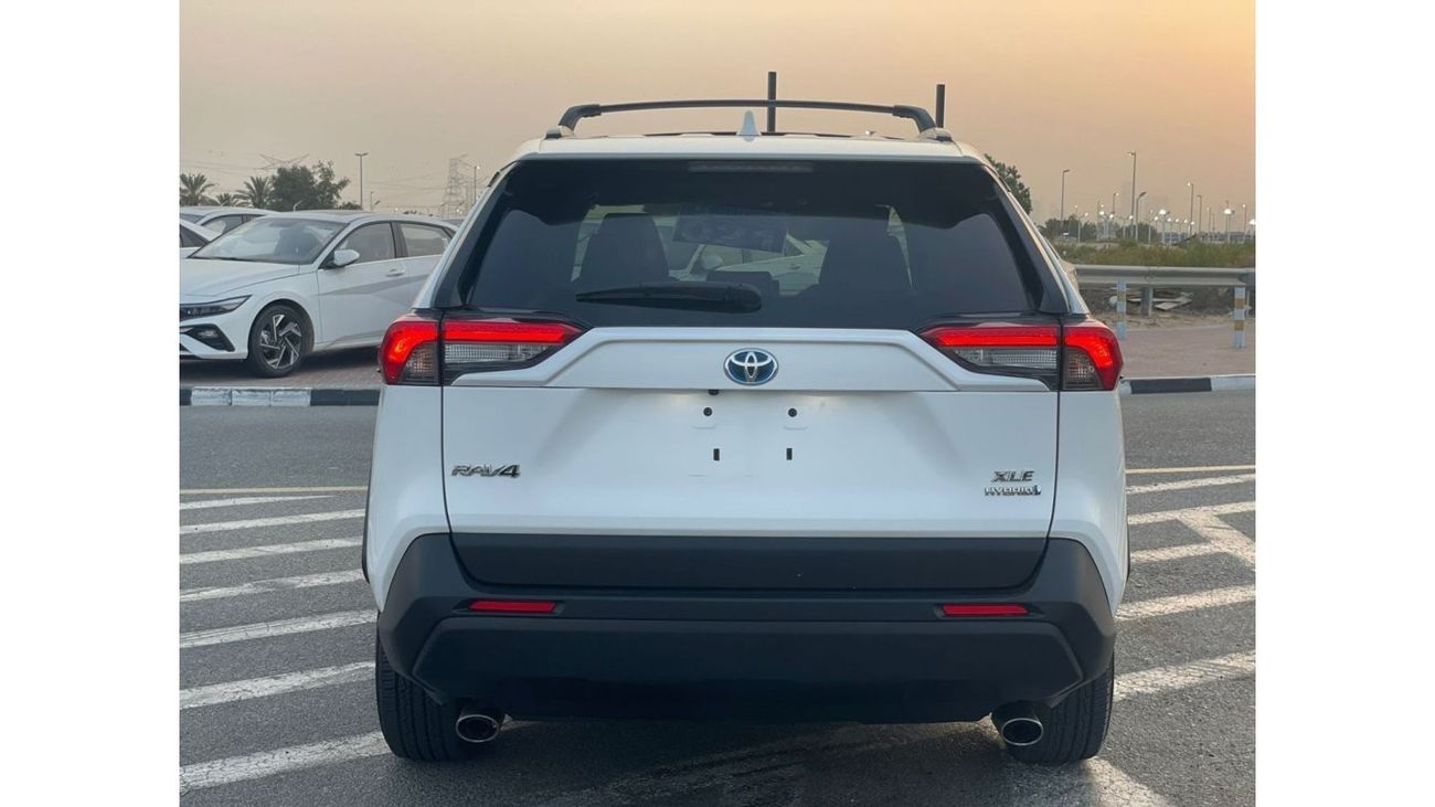 Toyota RAV4 2020 Toyota Rav4 Hybrid Fuel XLE Full Option 4x4 AWD 2.5L V4 With 2 Keys & Multi Drive Mode -