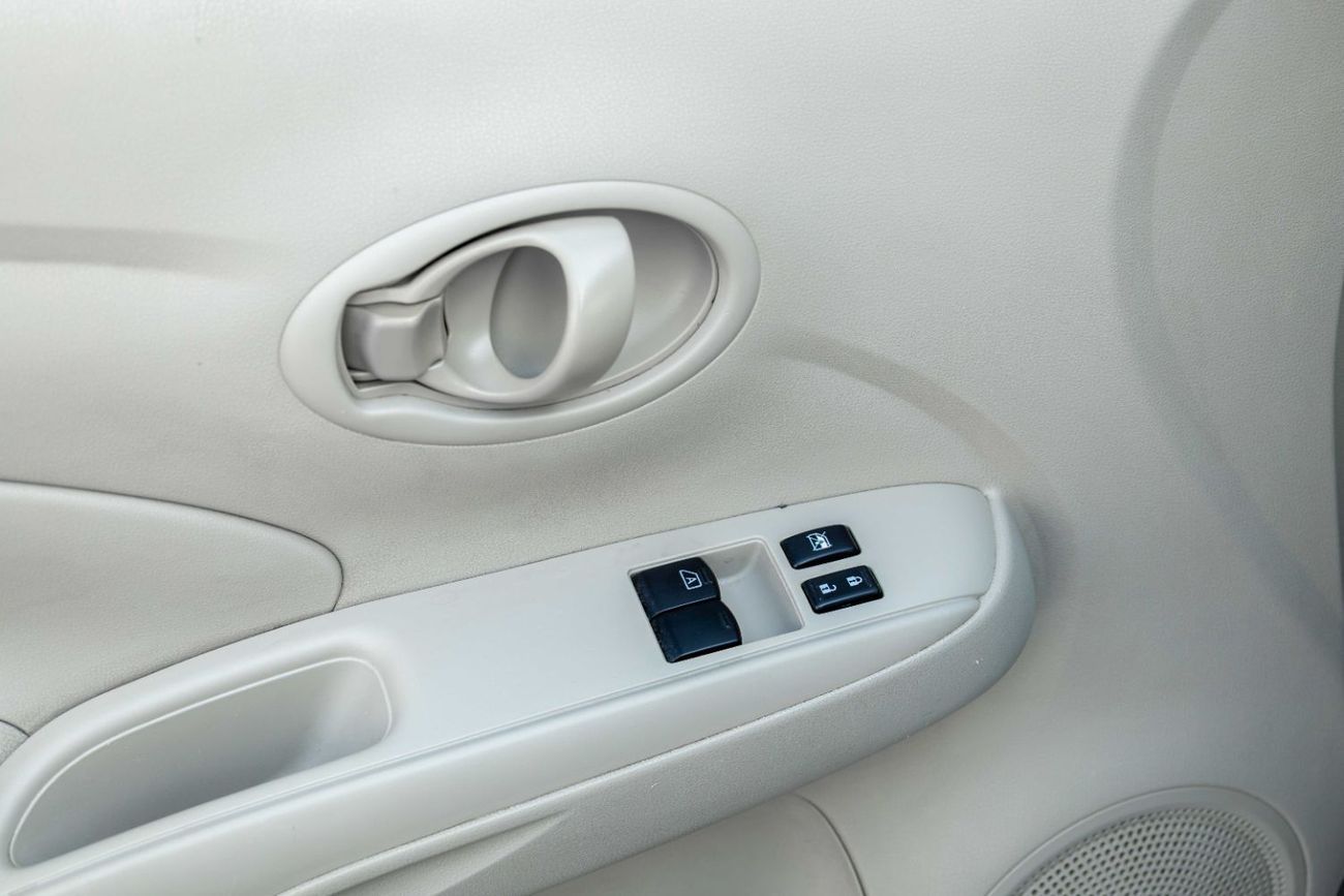 نيسان صني SV 1.5L l GCC | Zero Down Payment | AED 406 Monthly | Unlimited Kms Warranty