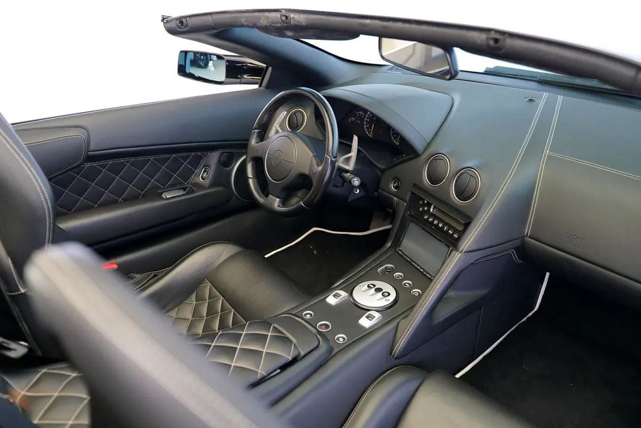 لامبورغيني مورشيلاجو LP-640 ROADSTER