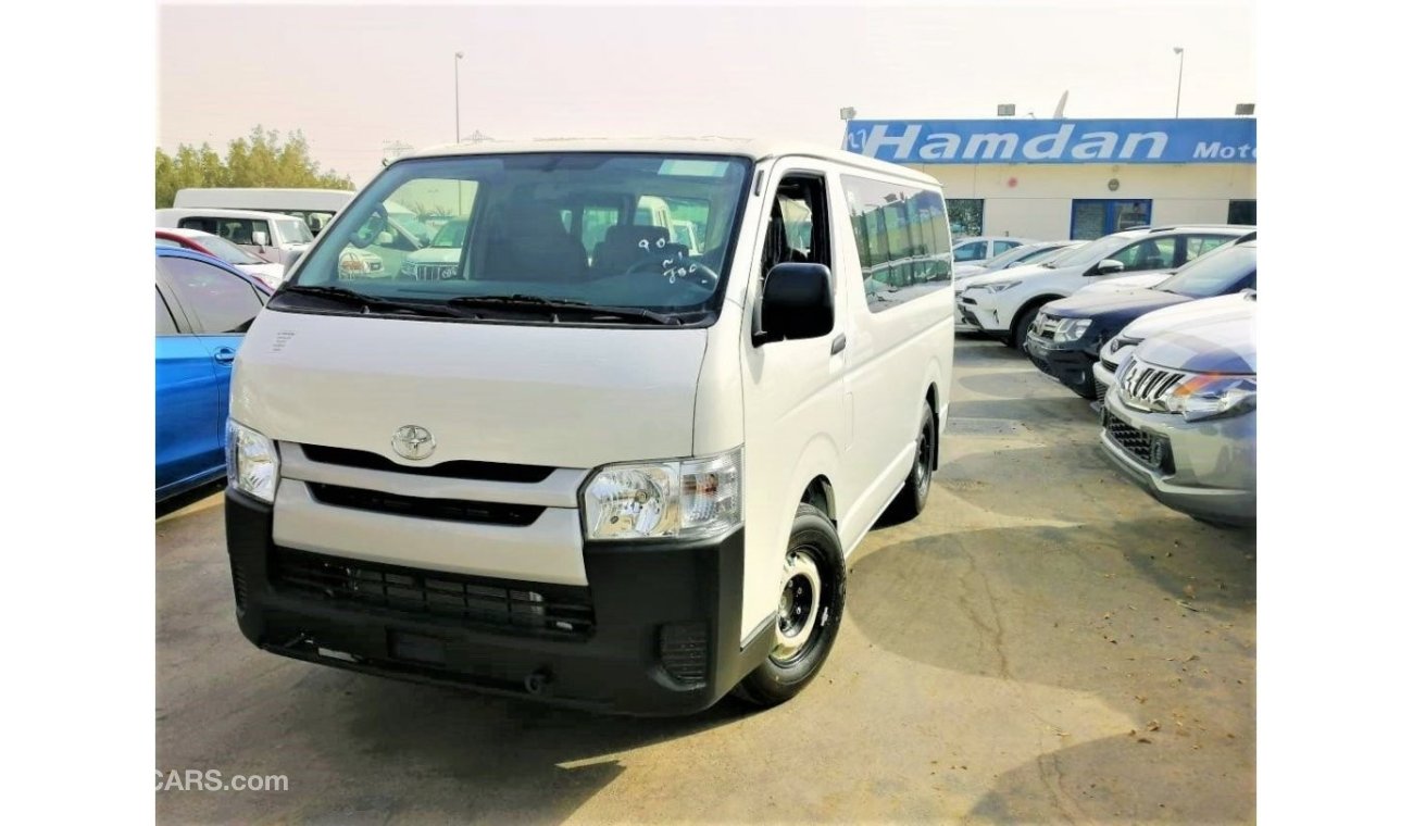 Toyota Hiace 13 seats