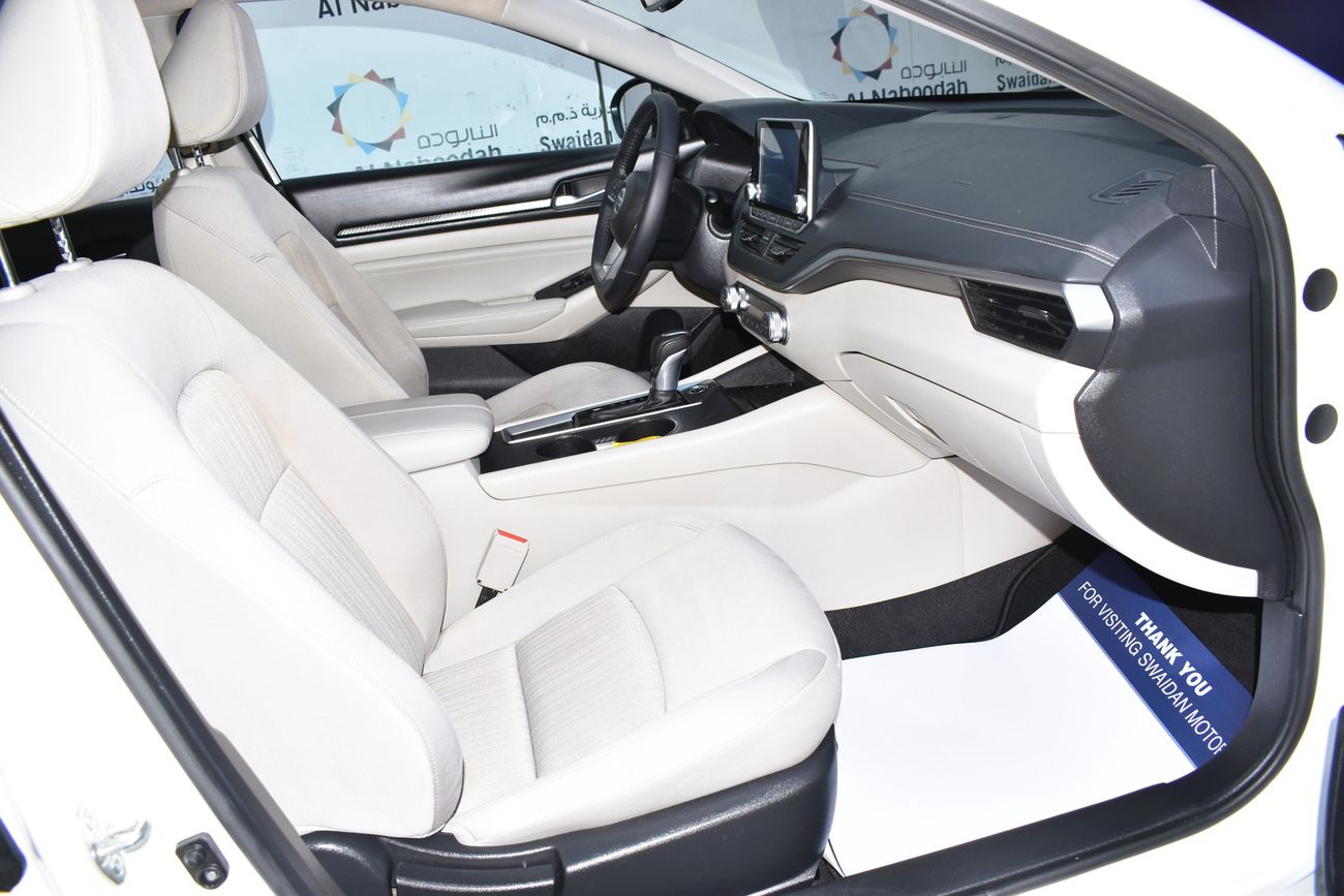 Nissan Altima AED 1199 PM | 2.5L SV GCC DEALER WARRANTY
