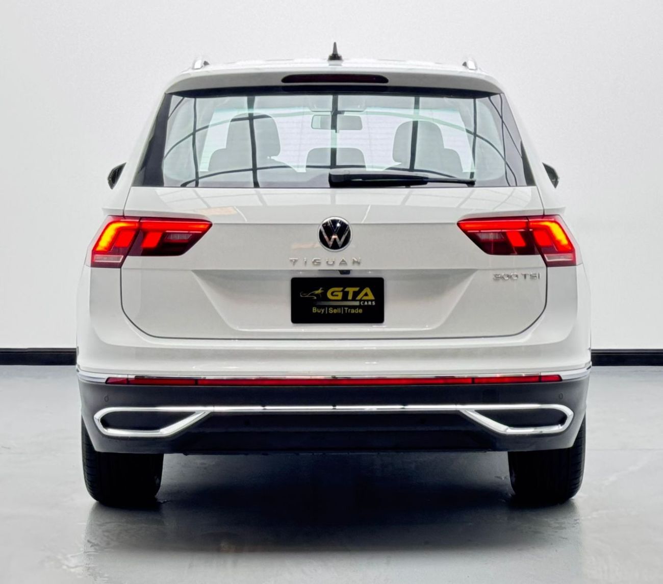 Volkswagen Tiguan 2023 Volkswagen Tiguan L 300 TSI, 1 Year Warranty, Excellent Condition