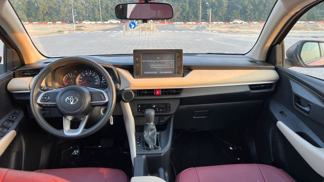 تويوتا يارس 1.5L E