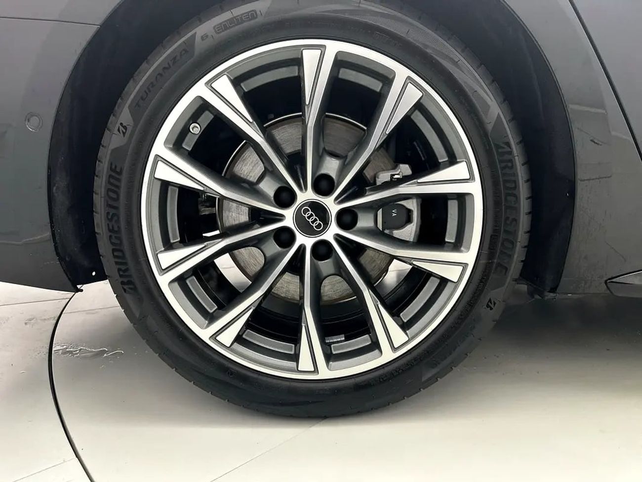 أودي A6 Sedan TFSI 204hp (Ref# 14752)