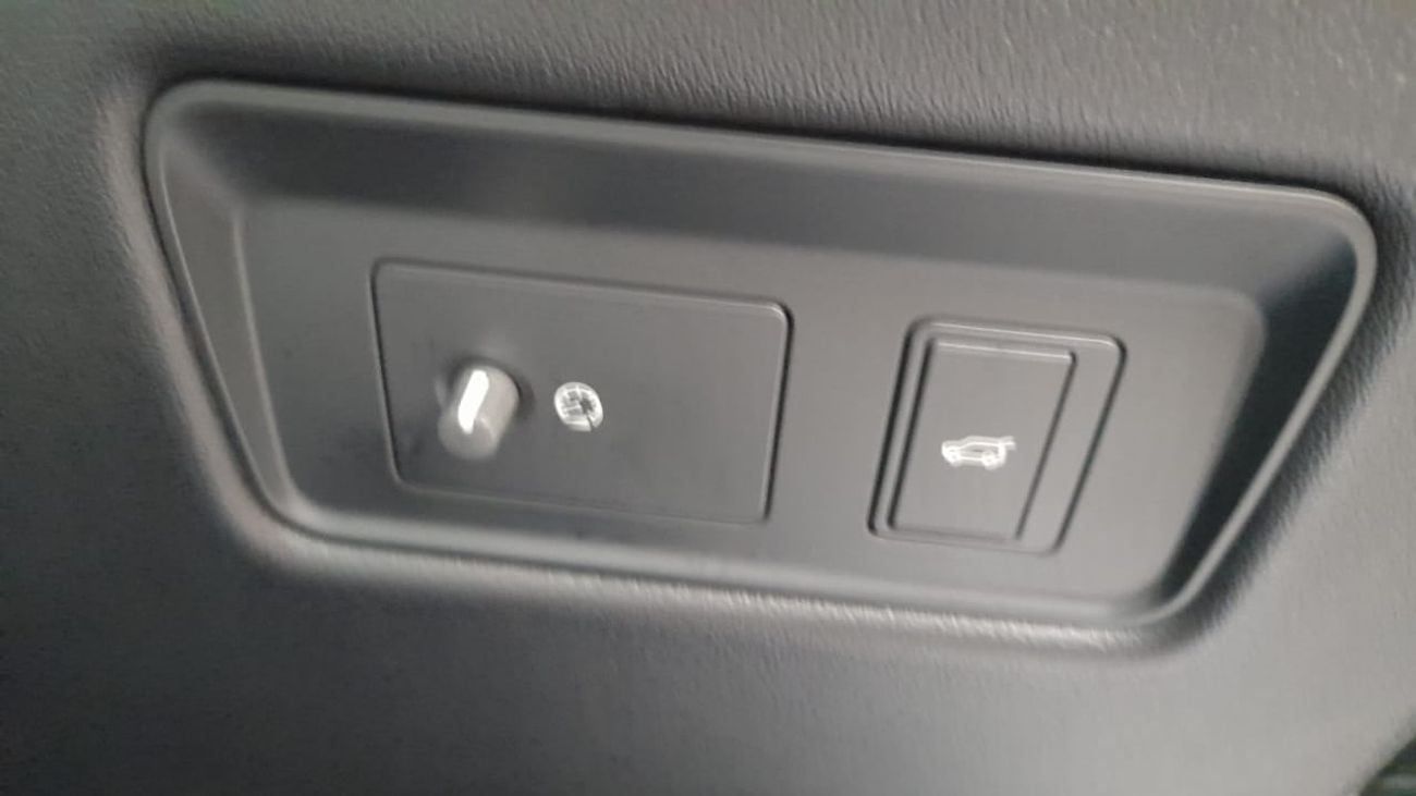 Land Rover Range Rover Sport Right-Hand drive Diesel Auto panoramic roof very clean