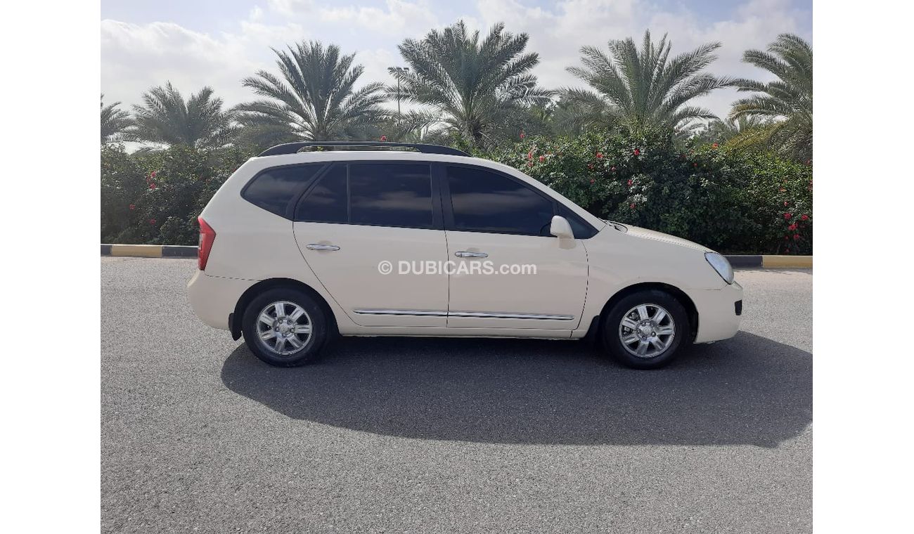 كيا كارينس Kia carens (GCC SPEC) - 2009 - VERY GOOD CONDITION