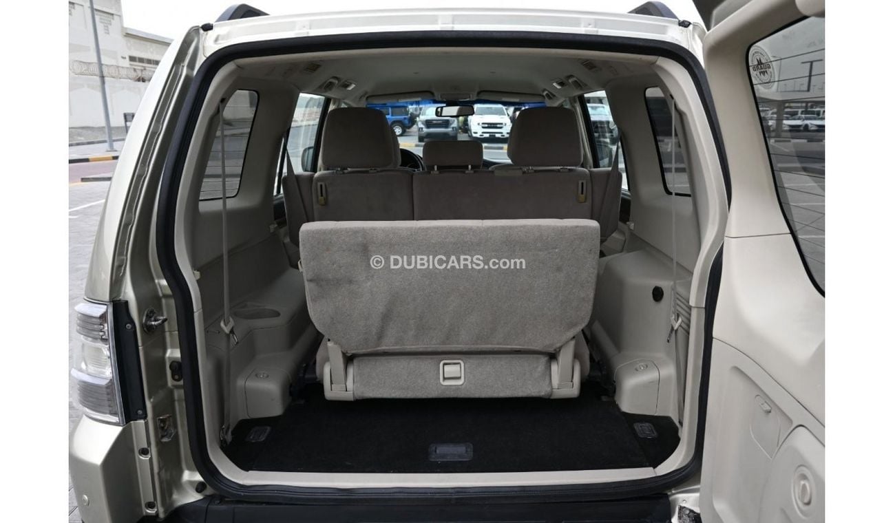 Mitsubishi Pajero GCC EXCELLENT CONDITION WITHOUT ACCIDENT 2008