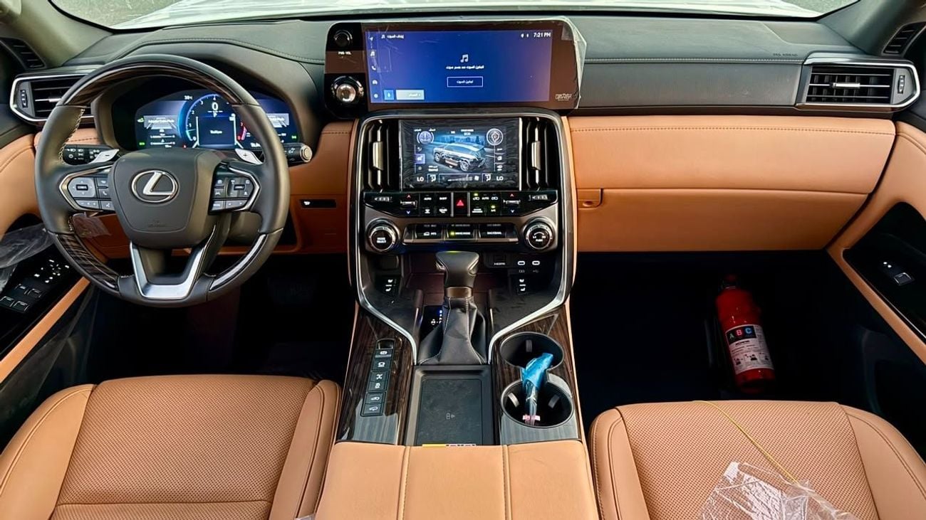 لكزس LX 600 SIGNATURE