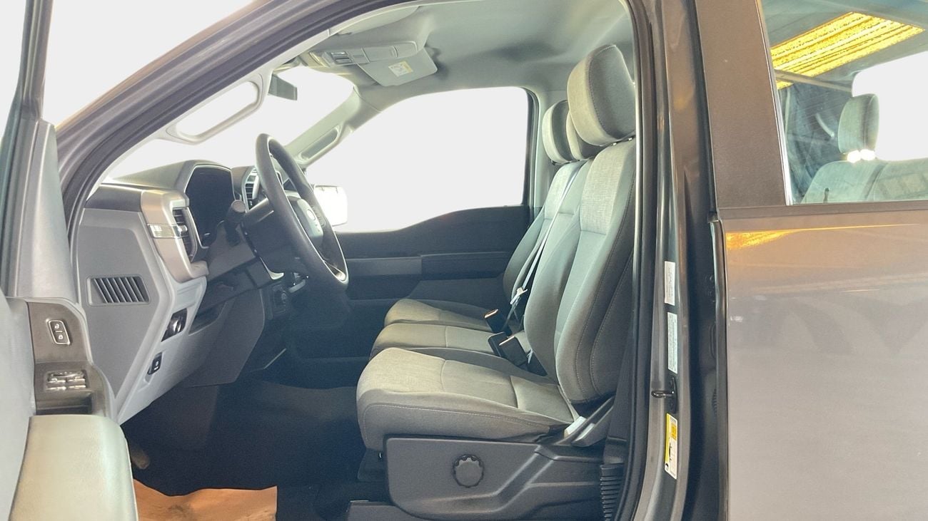 Ford F-150 XLT CREW CAB SPORT 5.0 V8 XLT AUTO SUPERCREW WO START/STOP | Guaranteed Warranty | 0 Down Payment