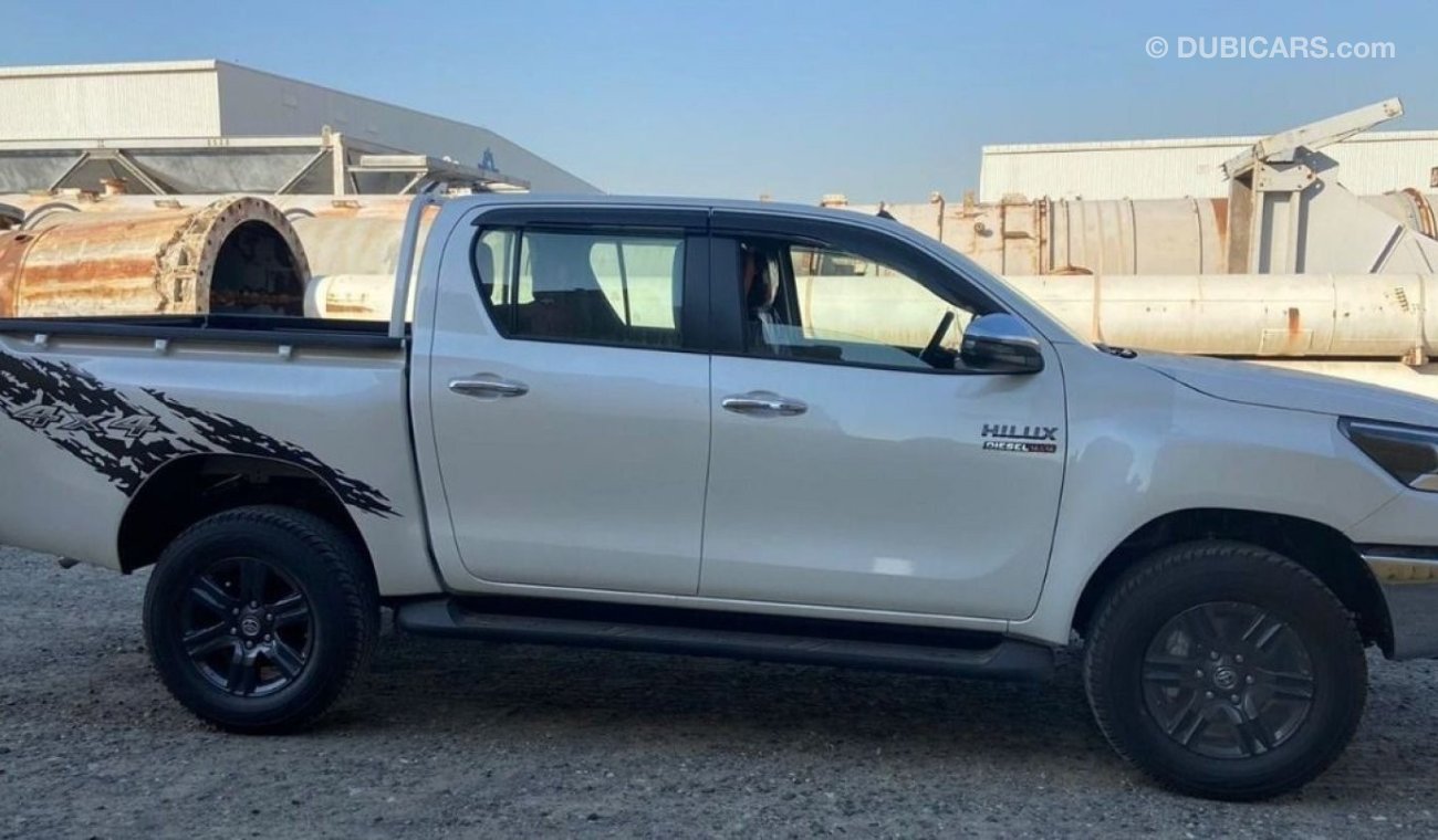 تويوتا هيلوكس HILUX DC DIESEL 2.4L 4x4 6AT AVL IN COLORS