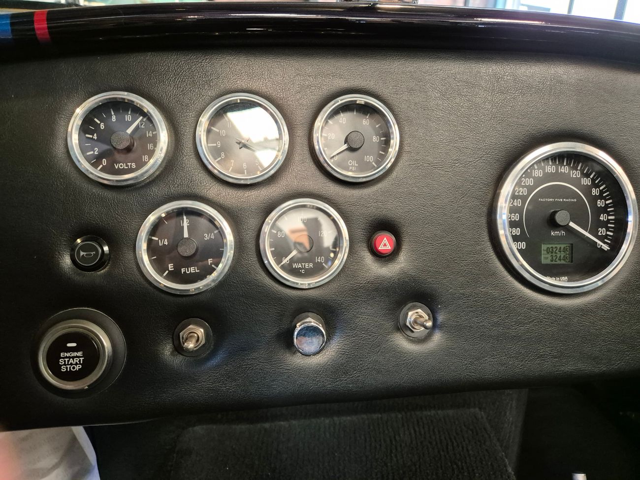 AC Cobra Factory Five