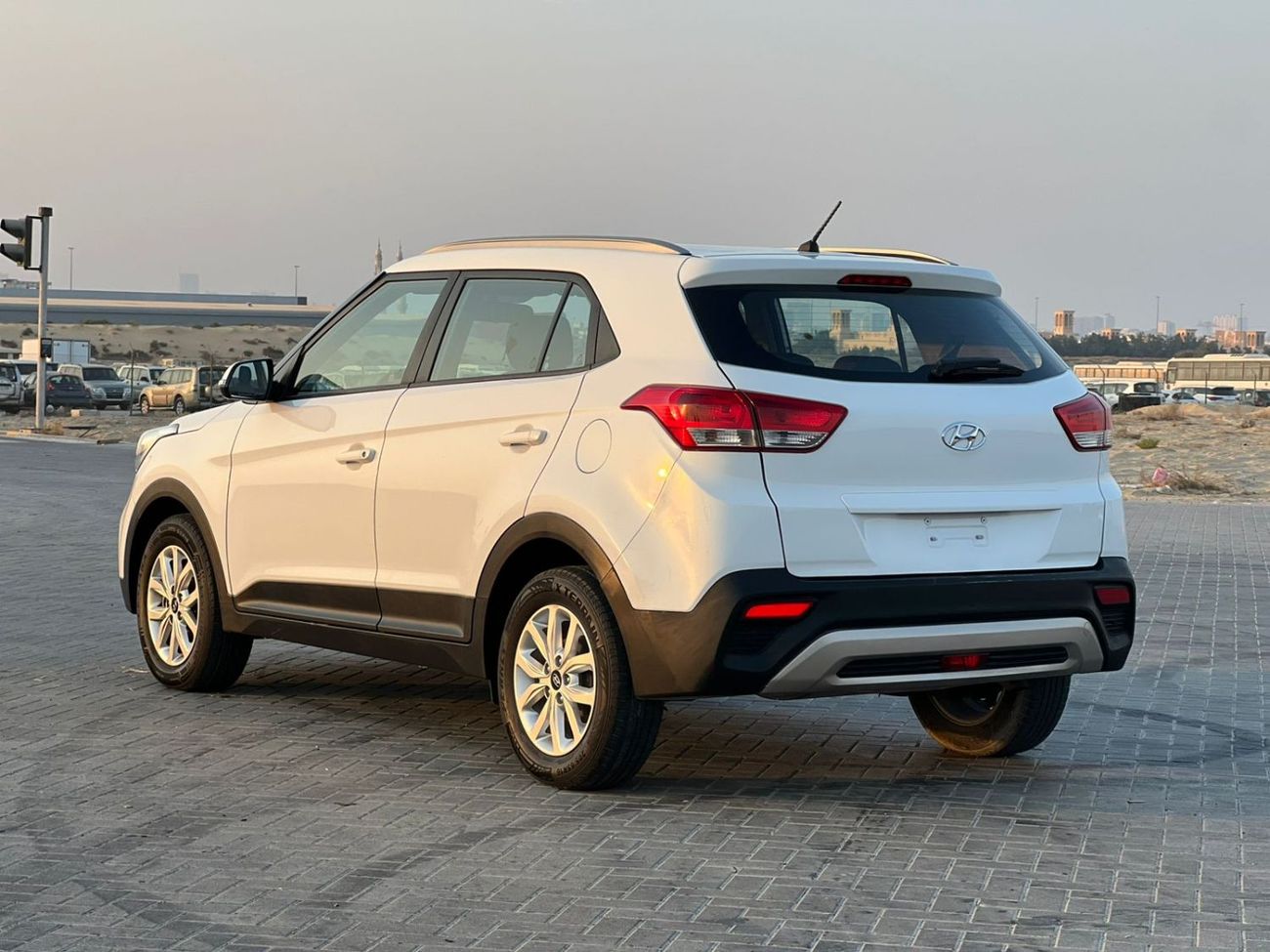 Hyundai Creta Std 1.5L