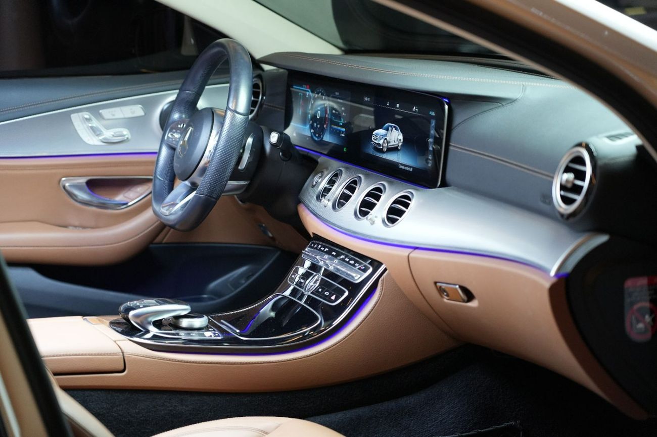 Mercedes-Benz E300 Std Mercedes-Benz E 300 | 2020 GCC 45k km | AMG Package | 360 View | Rear curtains