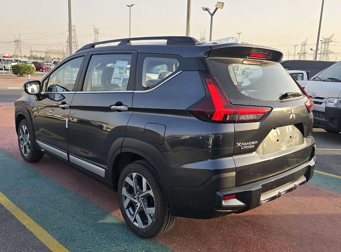 Mitsubishi Xpander Cross Mitsubishi Xpander Cross P1 line 1.5L SUV FWD Gcc Dark Grey 2025 Model