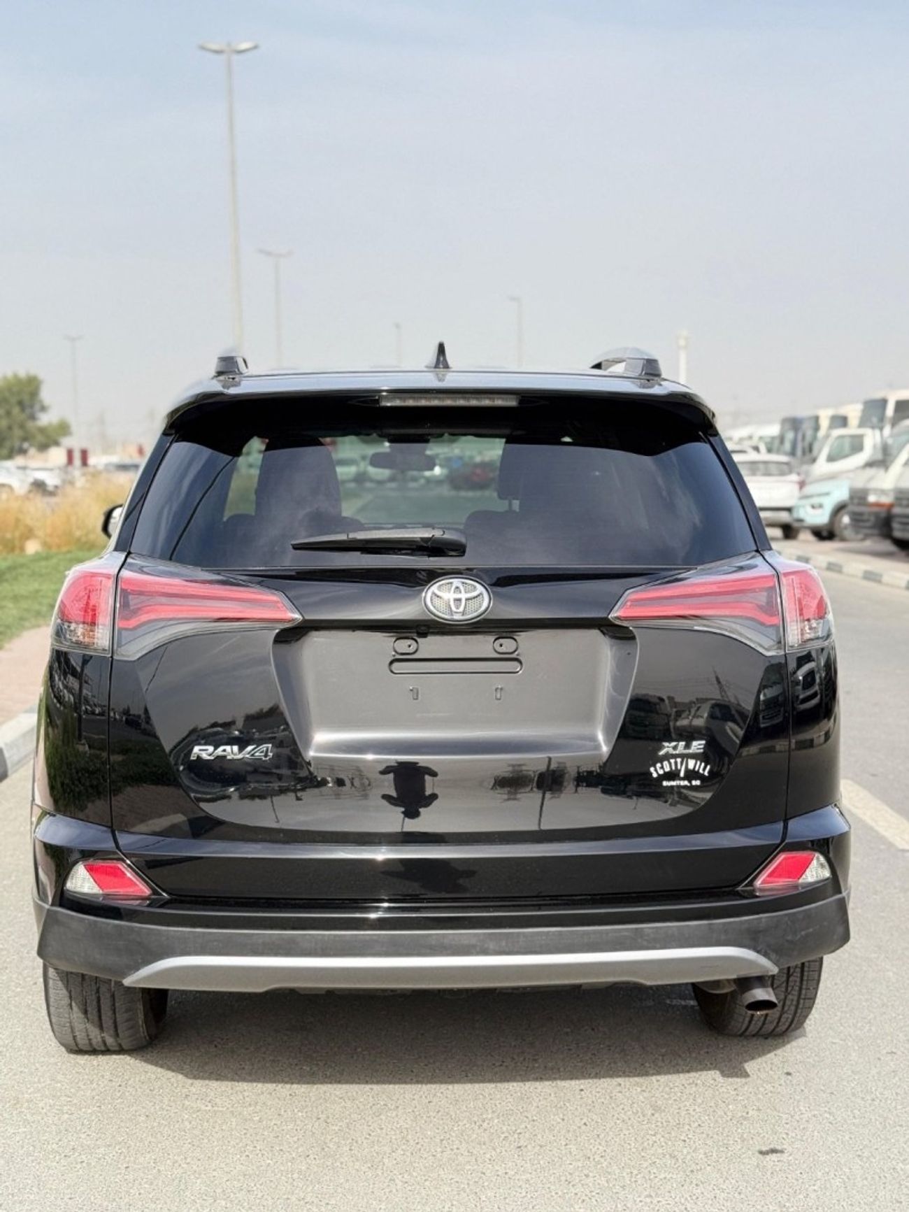 تويوتا راف ٤ XLE, leather seats, sunroof ,push start