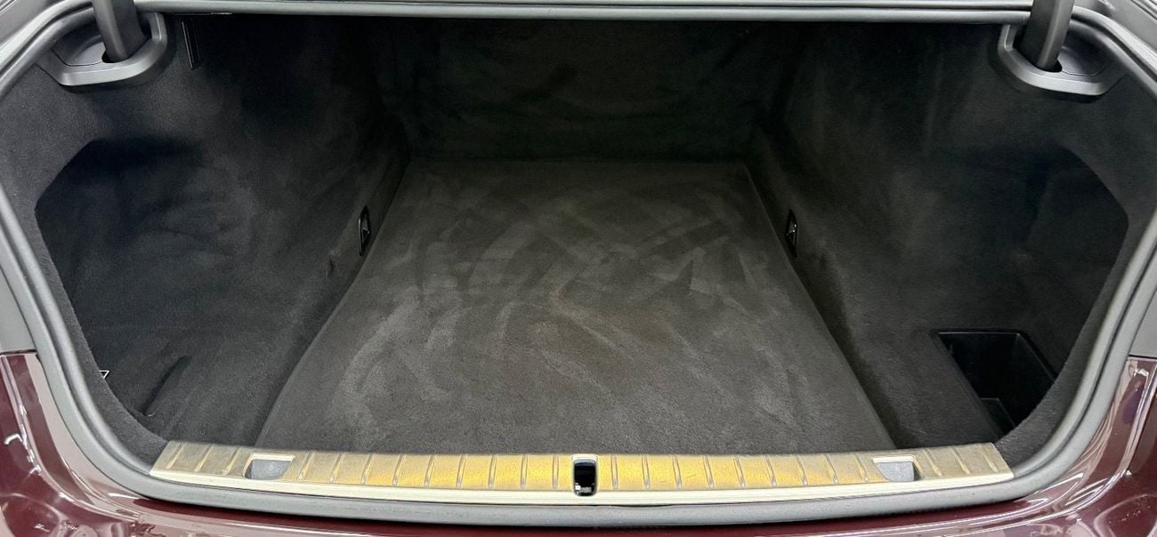 بي أم دبليو 730Li Exclusive 2.0L