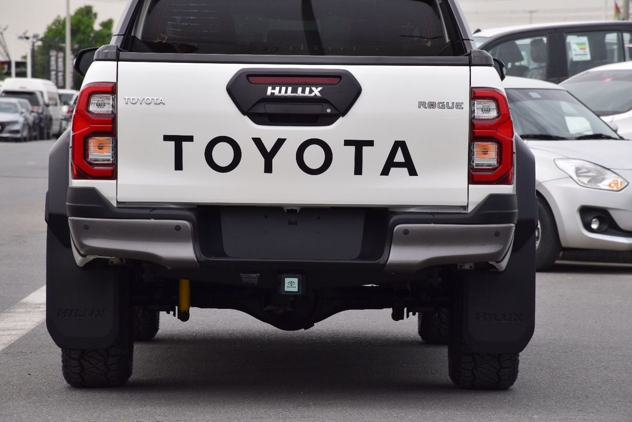 Toyota Hilux 2.4L Diesel Right hand drive (export only)