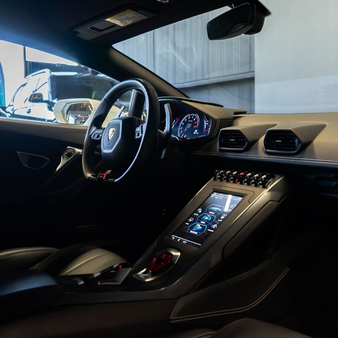 لامبورغيني هوراكان EVO Coupe AED 12,457 P.M • 0% Downpayment • Lamborghini Huracan EVO • 1 Year Warranty