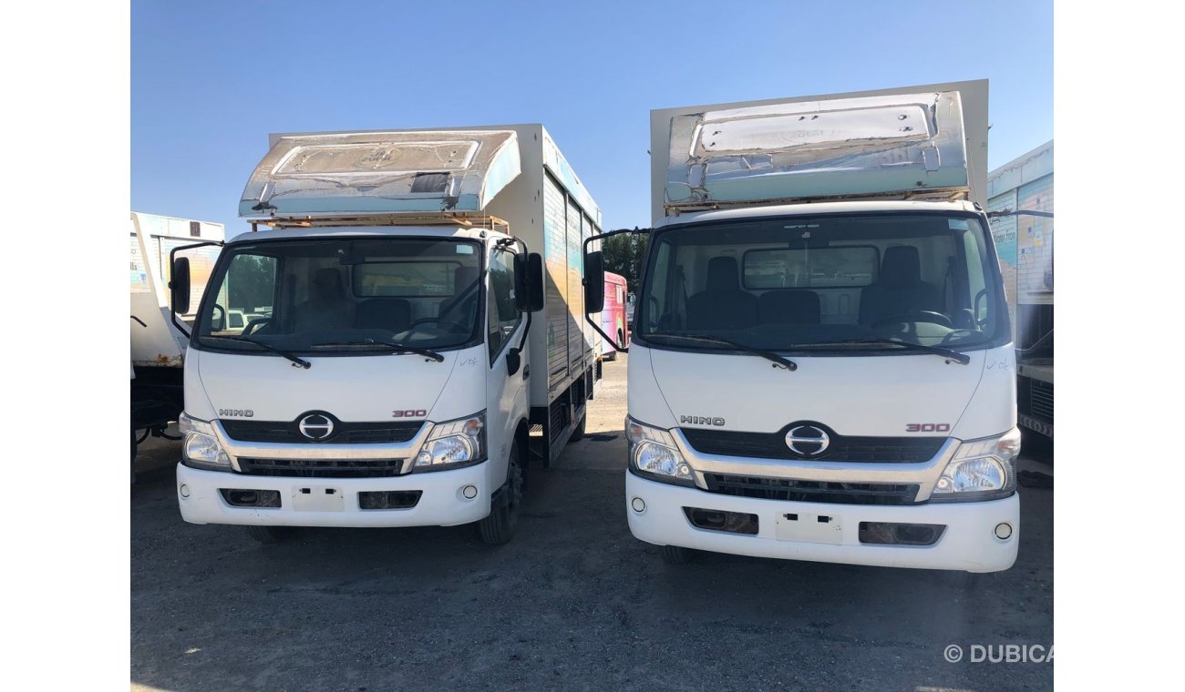 Hino 300 Hino 916 Delivery Truck,model:2015.Excellent condition