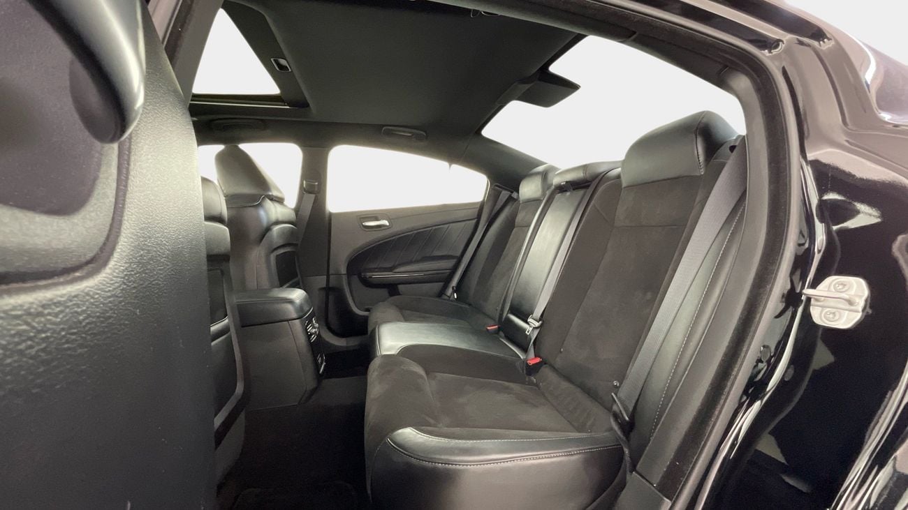 دودج تشارجر GT | upto AED 20,000 Ramadan Discount | شامل الضمان | 0 ﺪﻔﻋﺓ ﺃﻮﻟﻯ