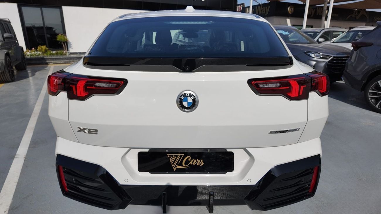BMW X2 BMW X2 sDrive 25i M Sport 2.0L White Interior Moca