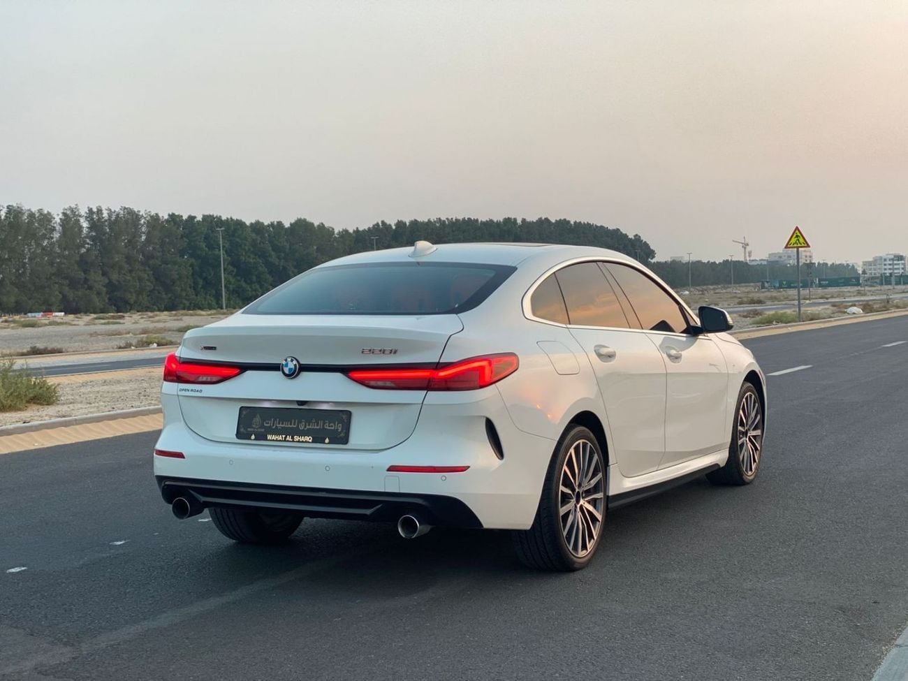 بي أم دبليو 228i