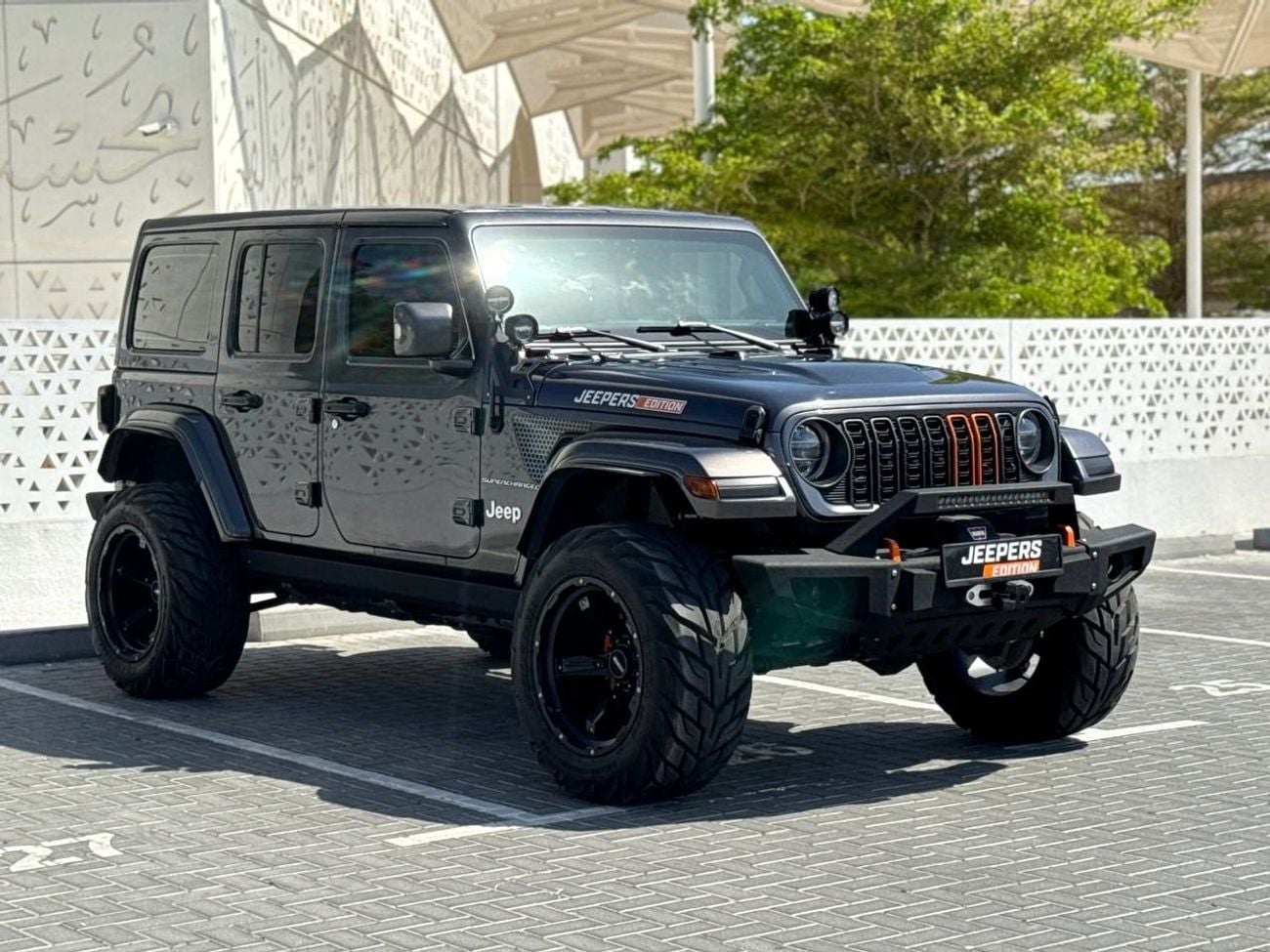 Jeep Wrangler Unlimited Sport 3.6L A/T