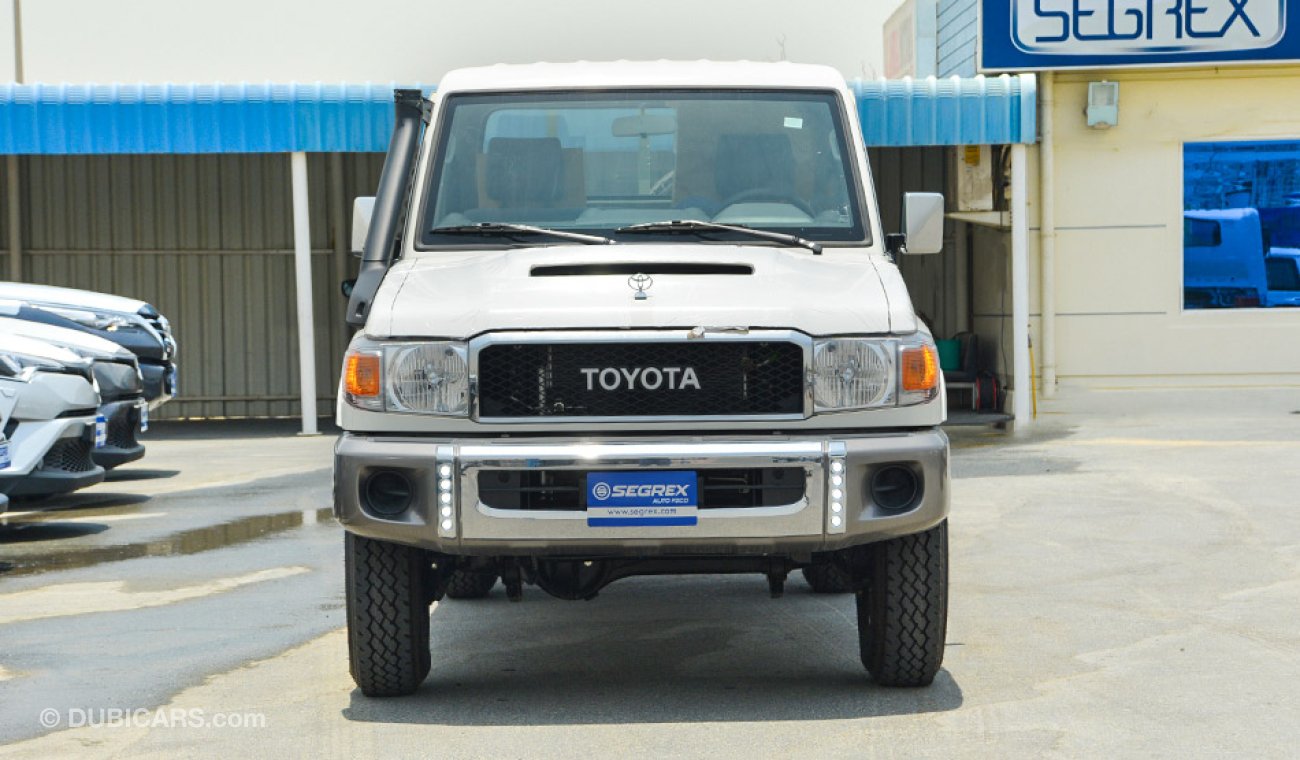 Toyota Land Cruiser Pick Up 79 4.5T-DSL WITH DIFFERENTIAL LOCK