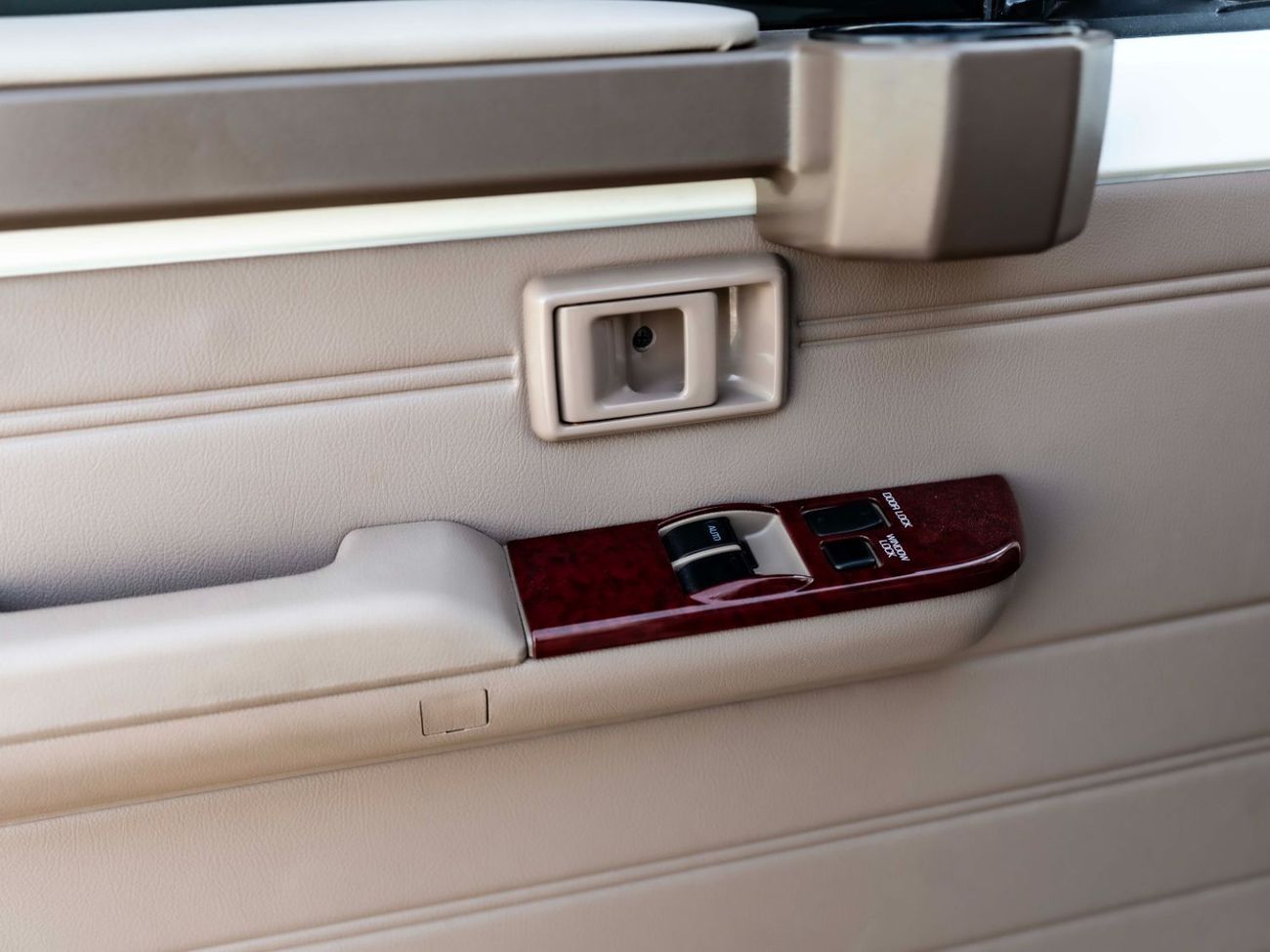 Toyota Land Cruiser 70 LC 70 Series 2DR (Manual)