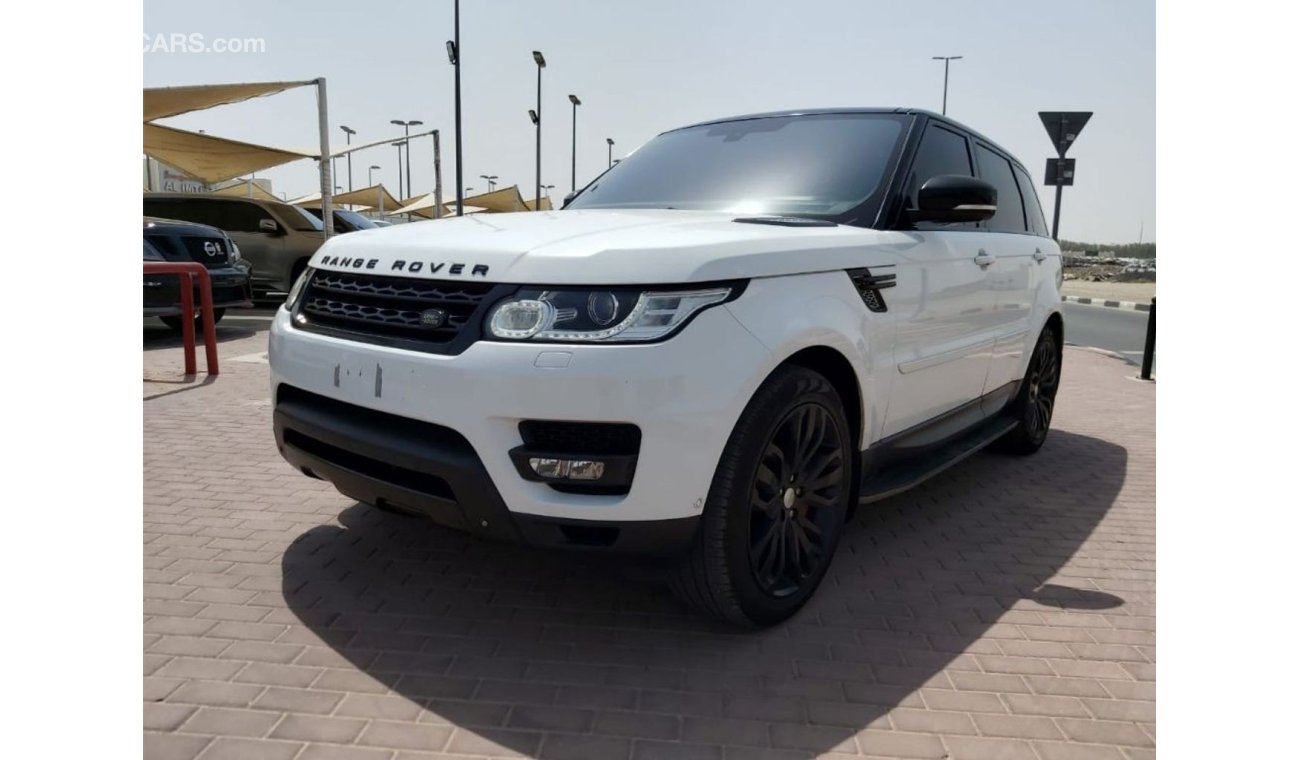 Land Rover Range Rover Sport Supercharged Rangrover sport _ GCC- Supercharge _ 8 calendar