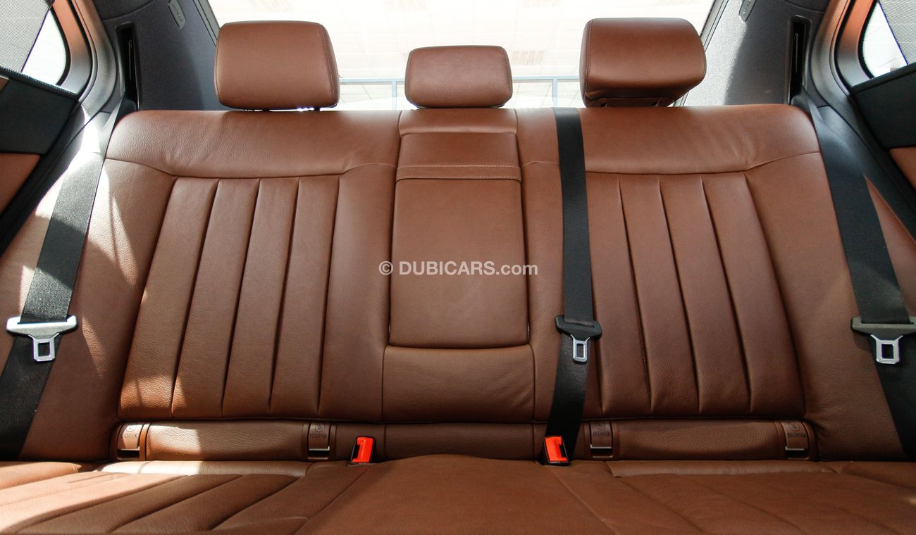 مرسيدس بنز E 500