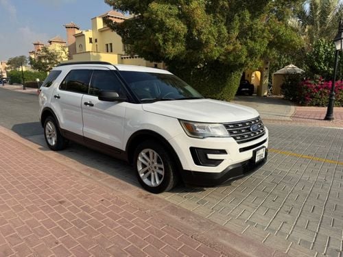 Ford Explorer Std