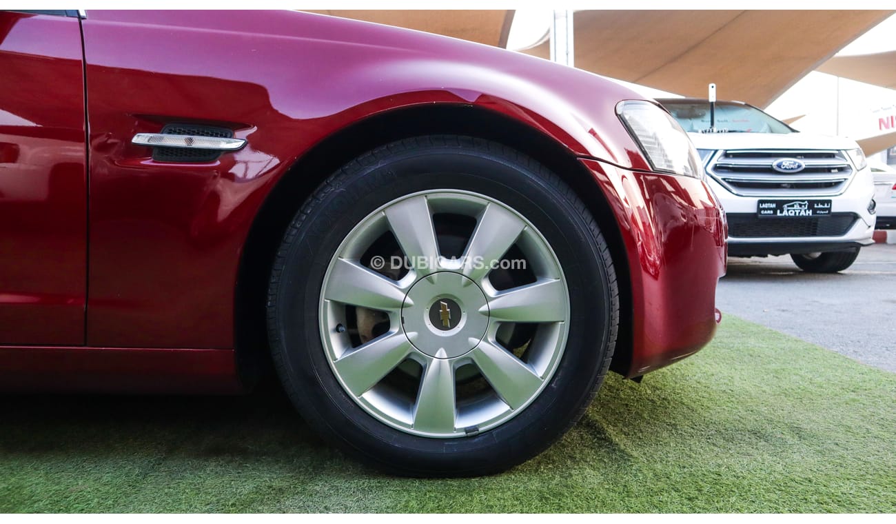 Chevrolet Lumina Gulf model 2009, red color, inside beige