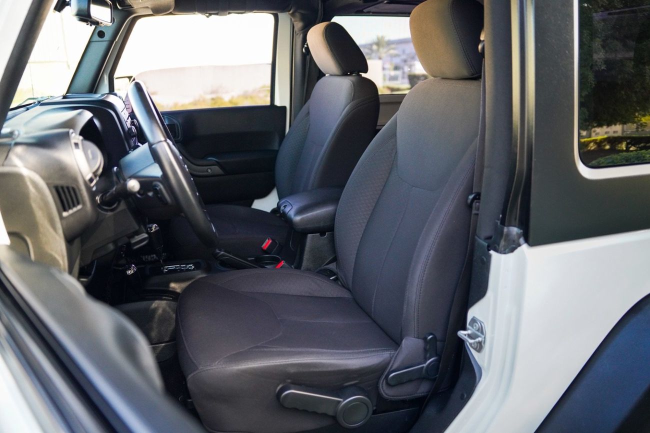 جيب رانجلر Sport S 3.6L A/T