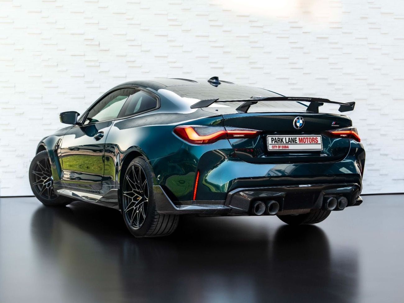 BMW M4 COMPETITION